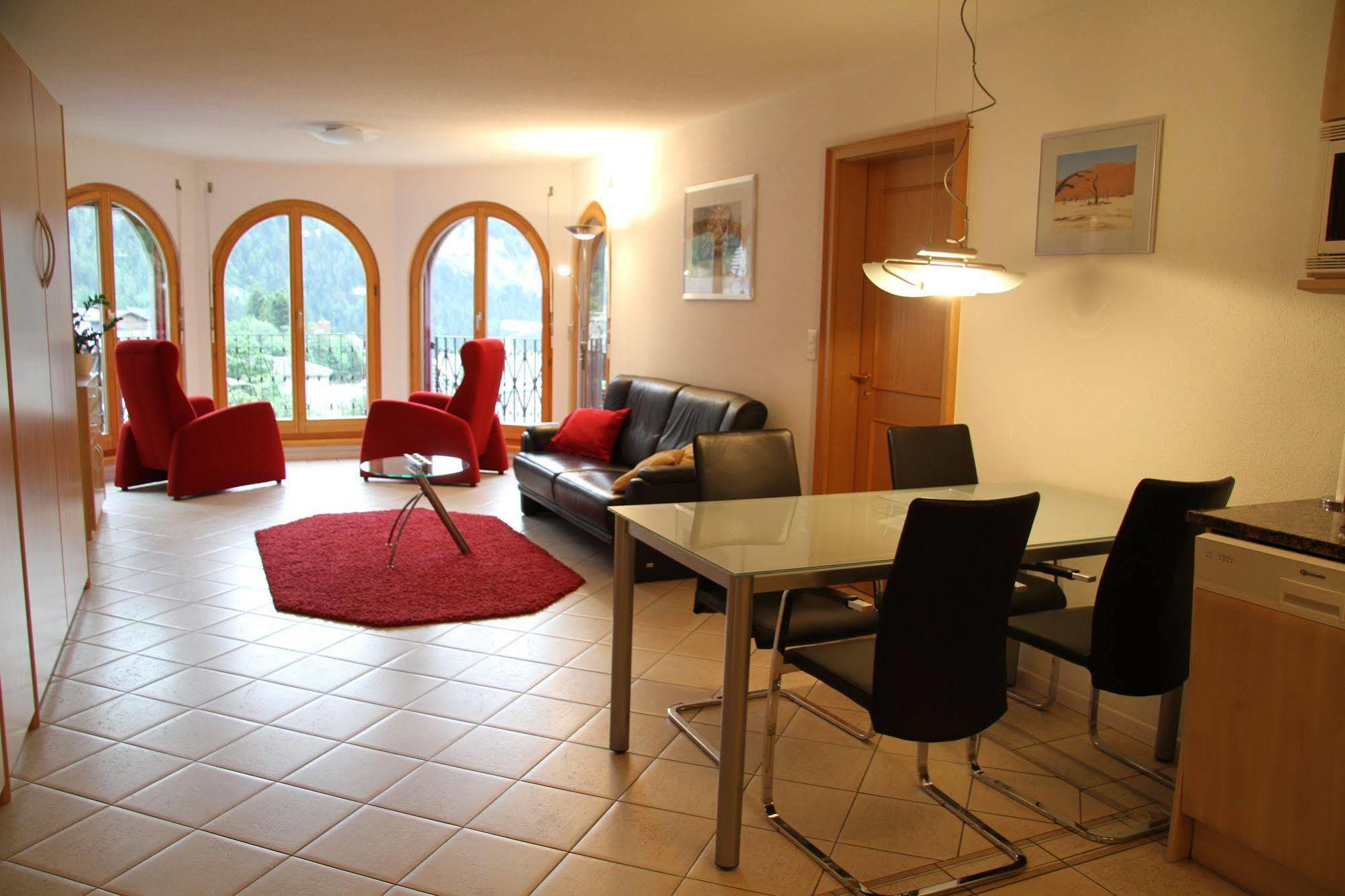 Chateau Loèche-les-Bains Extérieur photo