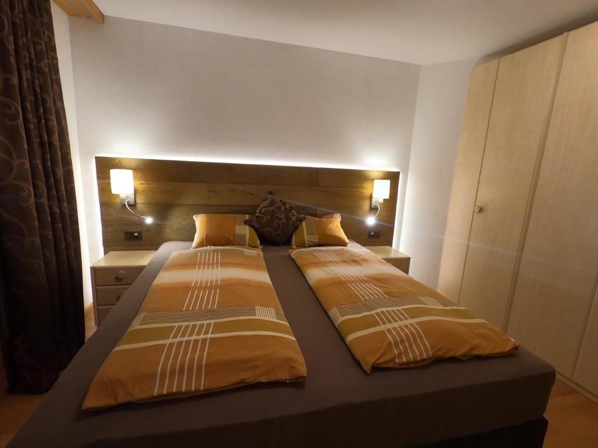 Chateau Loèche-les-Bains Extérieur photo